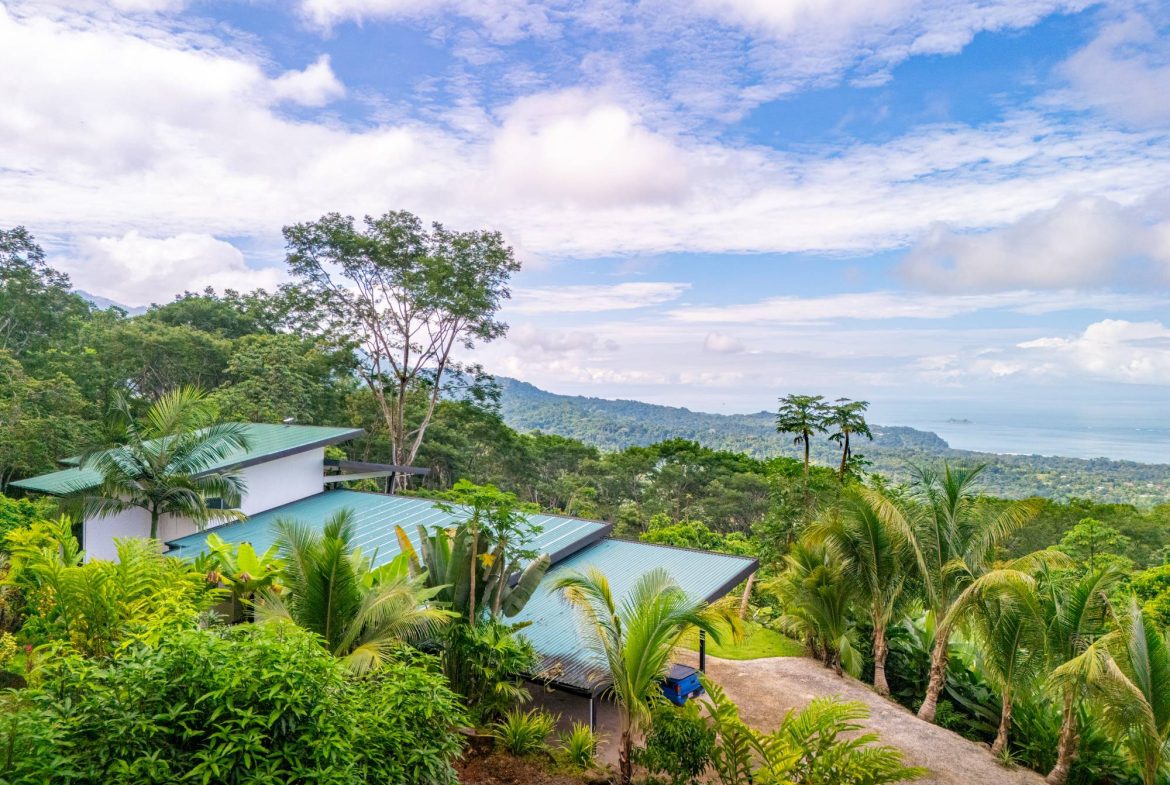 LUXURY PROPERTY WITH MOUNTAIN VIEW – 10 ACRES, Uvita, Costa Rica — photo 5