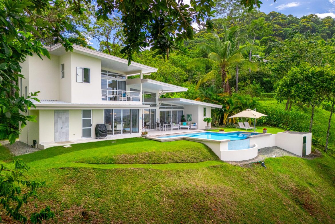 PROPERTY WITH OCEAN VIEW, IN UVITA CENTER – 0.8 ACRES, Uvita, Costa Rica — photo 2