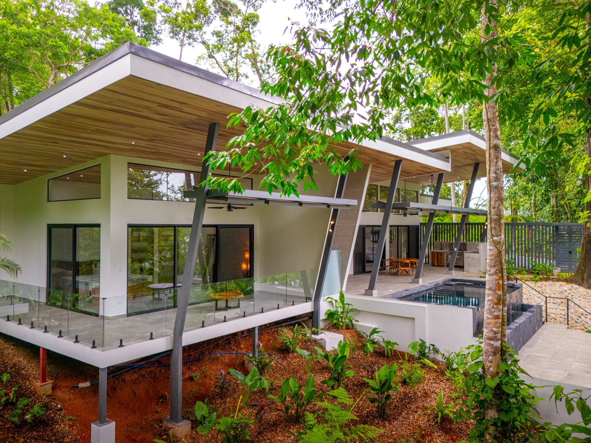 DJI_20250612100830_0014_D