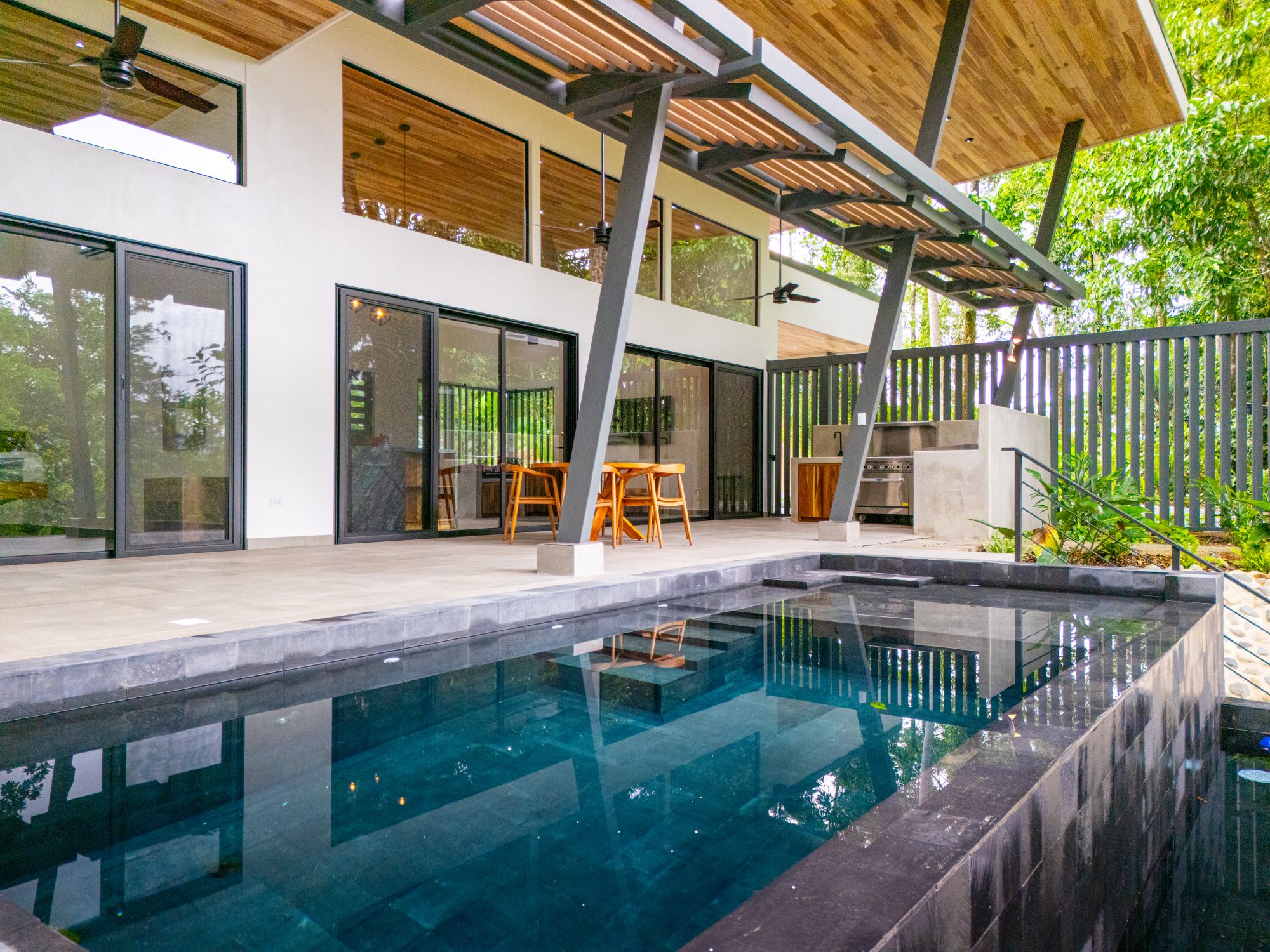 DJI_20250612101104_0018_D