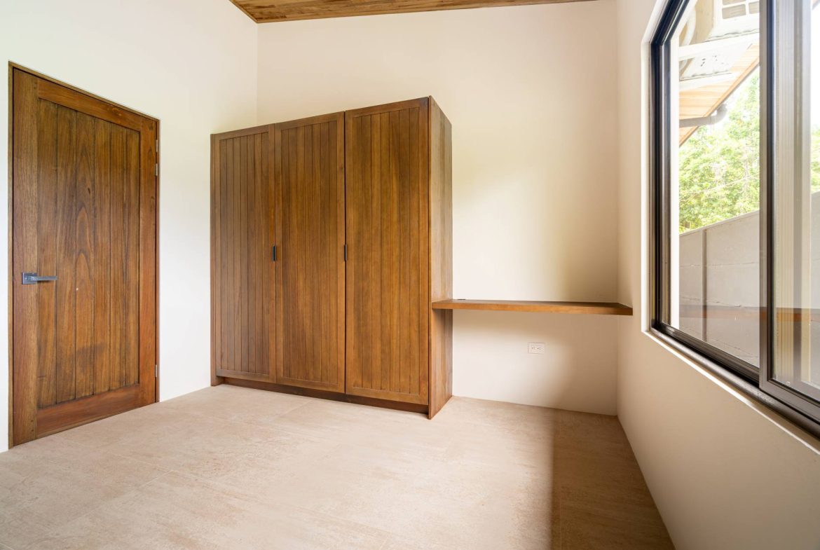 PROPERTY WITH BEAUTIFUL HOUSE IN UVITA CENTER – 0.11 ACRES