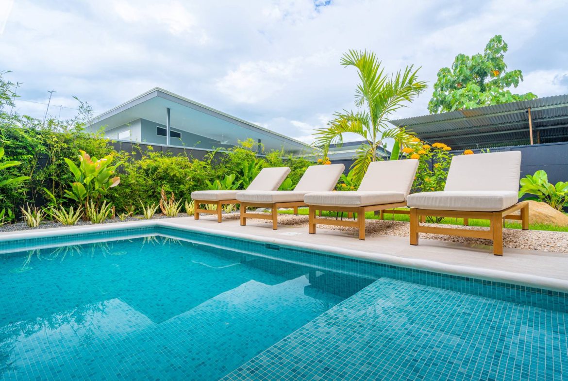 PROPERTY WITH BEAUTIFUL HOUSE IN UVITA CENTER – 0.11 ACRES