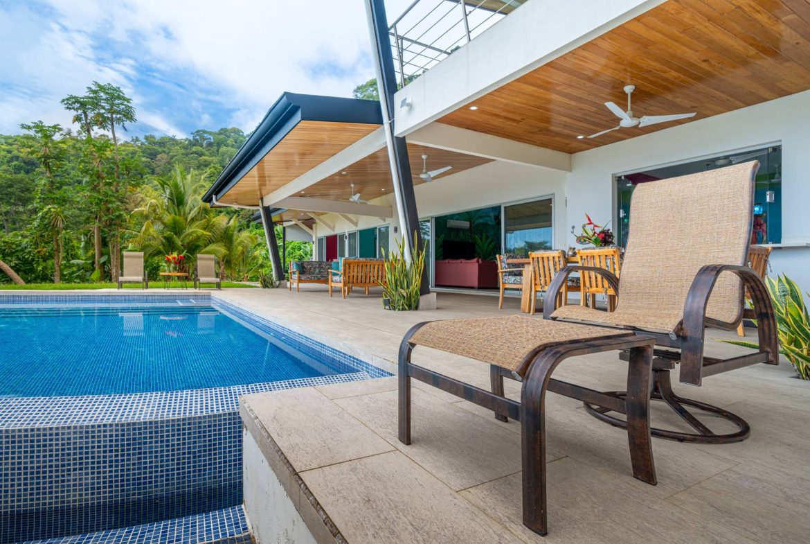 LUXURY PROPERTY WITH MOUNTAIN VIEW – 10 ACRES