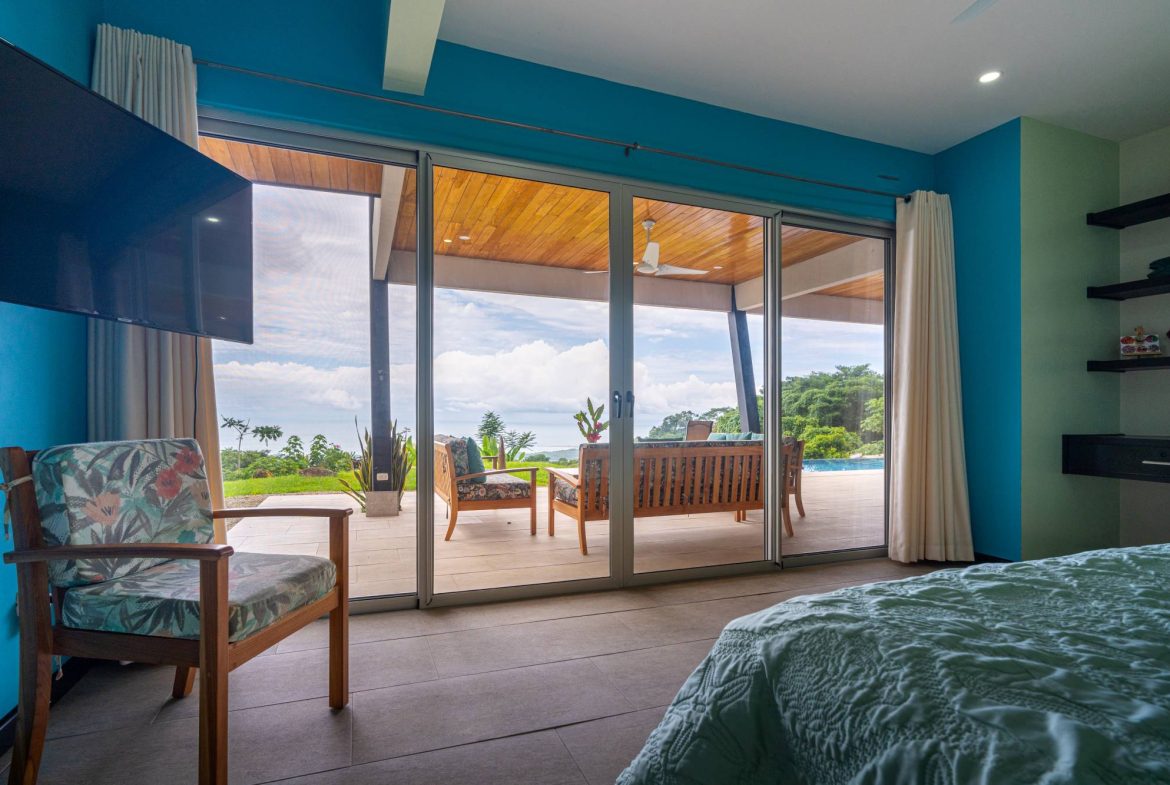 LUXURY PROPERTY WITH MOUNTAIN VIEW – 10 ACRES
