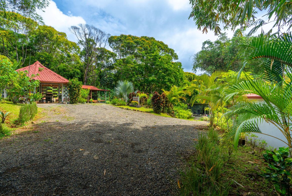 PROPERTY WITH TWO VILLAS, IN PUNTA DE MIRA – 2.5 ACRES, Uvita, Costa Rica — photo 7