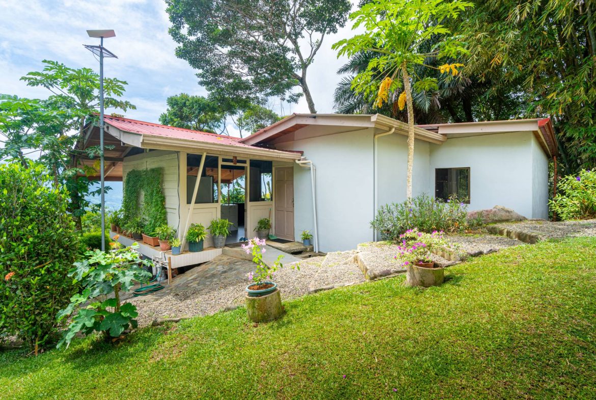PROPERTY WITH TWO VILLAS, IN PUNTA DE MIRA – 2.5 ACRES, Uvita, Costa Rica — photo 8