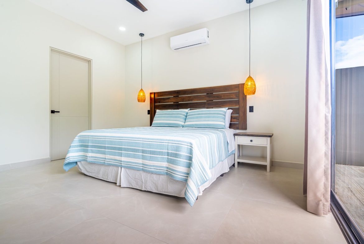 PROPERTY WITH 3 BEDROOMS, IN BAHIA BALLENA – 0.1 ACRES