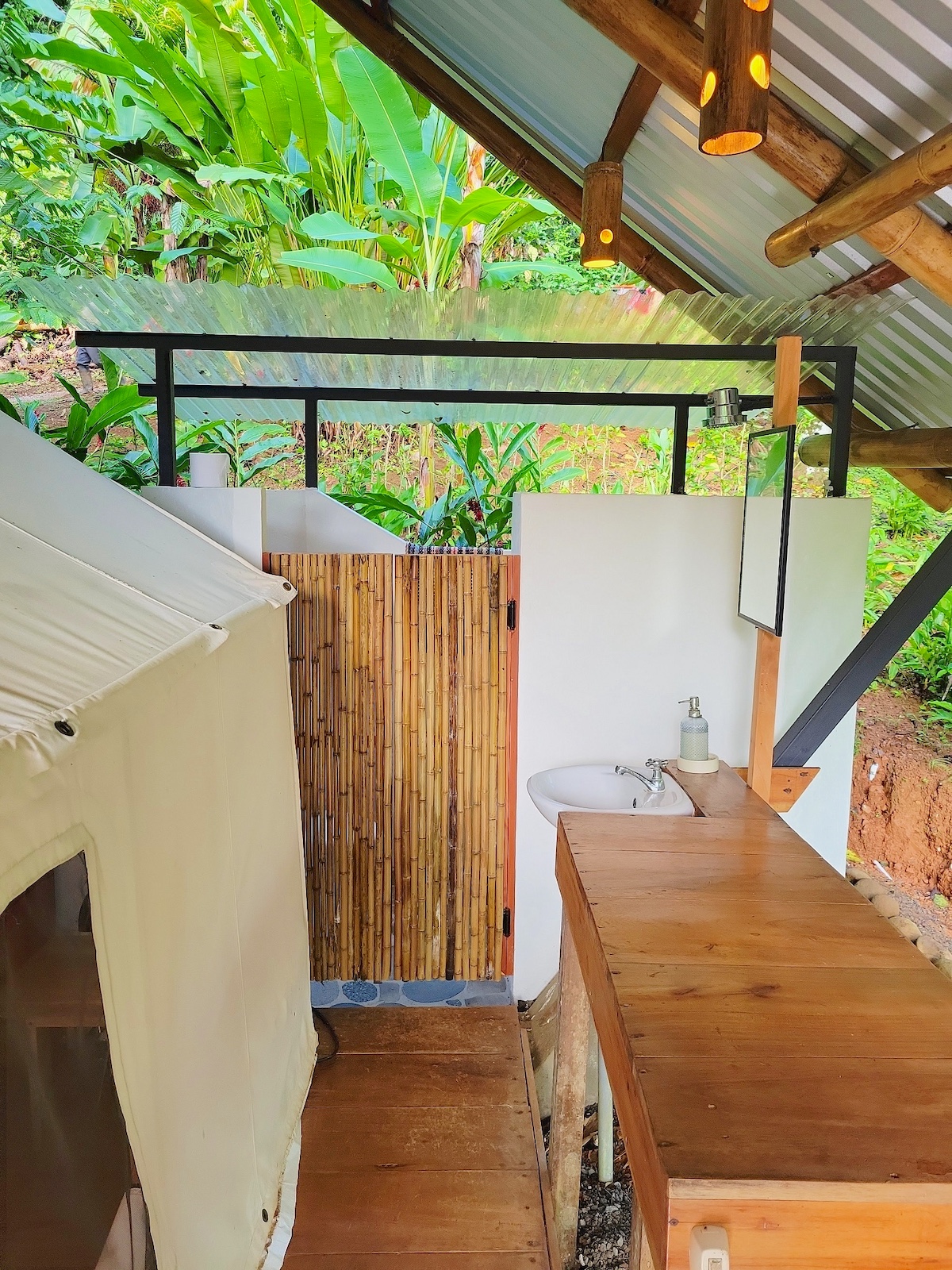 Glamping_Lora & Tucan_4