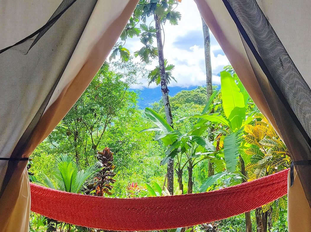 CASCADA ELYSIANA – ECO-RETREAT WITH HUGE WATERFALL