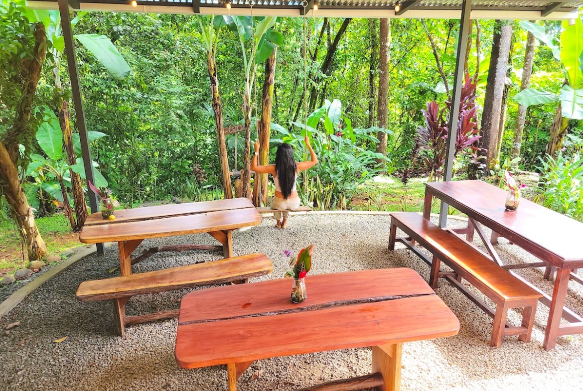 CASCADA ELYSIANA – ECO-RETREAT WITH HUGE WATERFALL