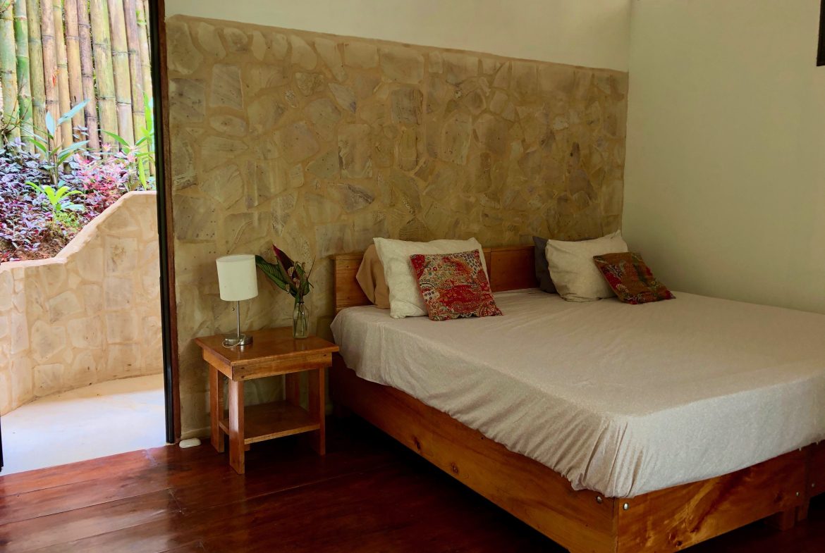 CASCADA ELYSIANA – ECO-RETREAT WITH HUGE WATERFALL