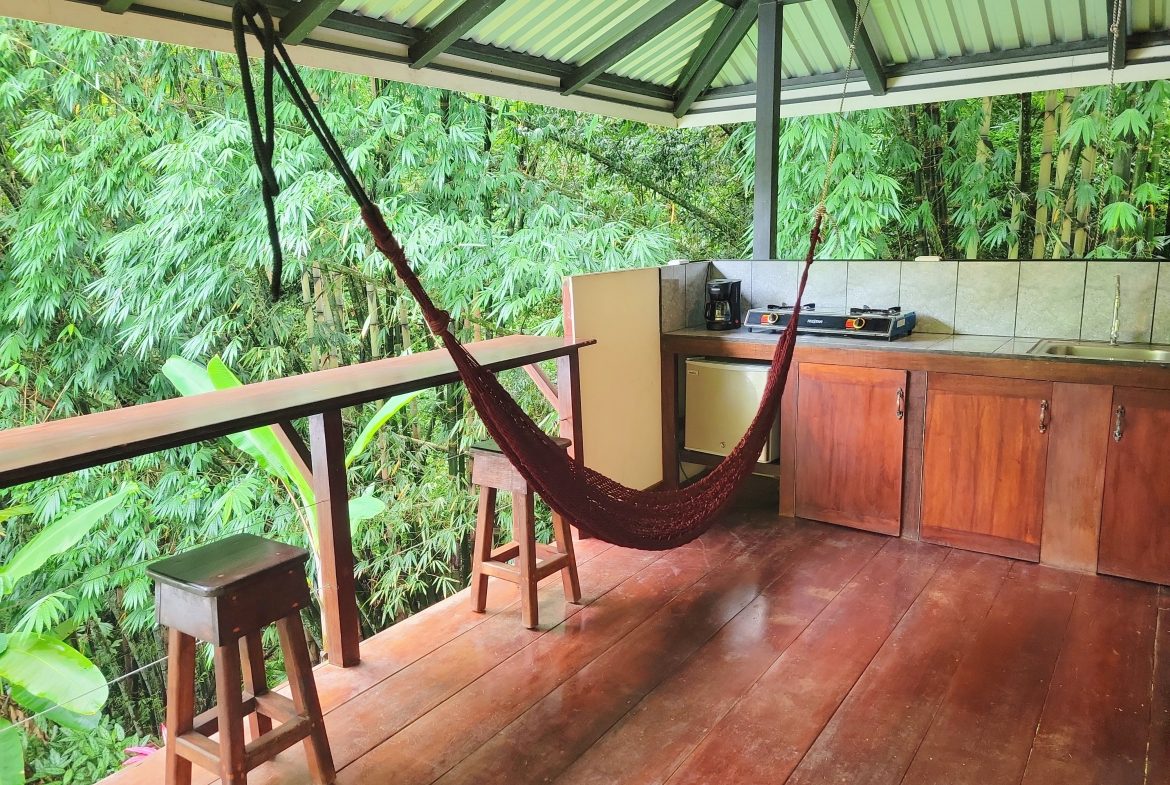 CASCADA ELYSIANA – ECO-RETREAT WITH HUGE WATERFALL