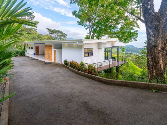 LUXURY PROPERTY IN THE MOUNTAIN CASA ROYAL, UVITA – 2.47 ACRES, Uvita, Costa Rica — photo 6