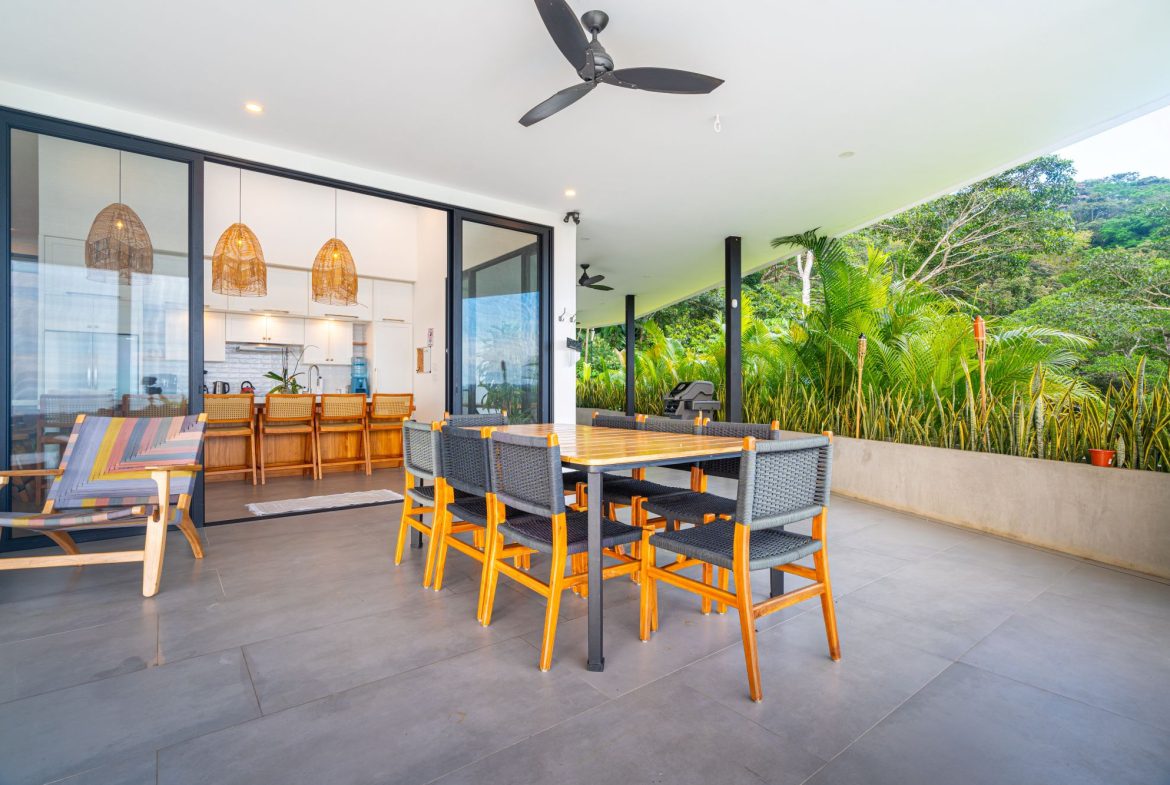 LUXURY PROPERTY IN THE MOUNTAIN CASA ROYAL, UVITA – 2.47 ACRES