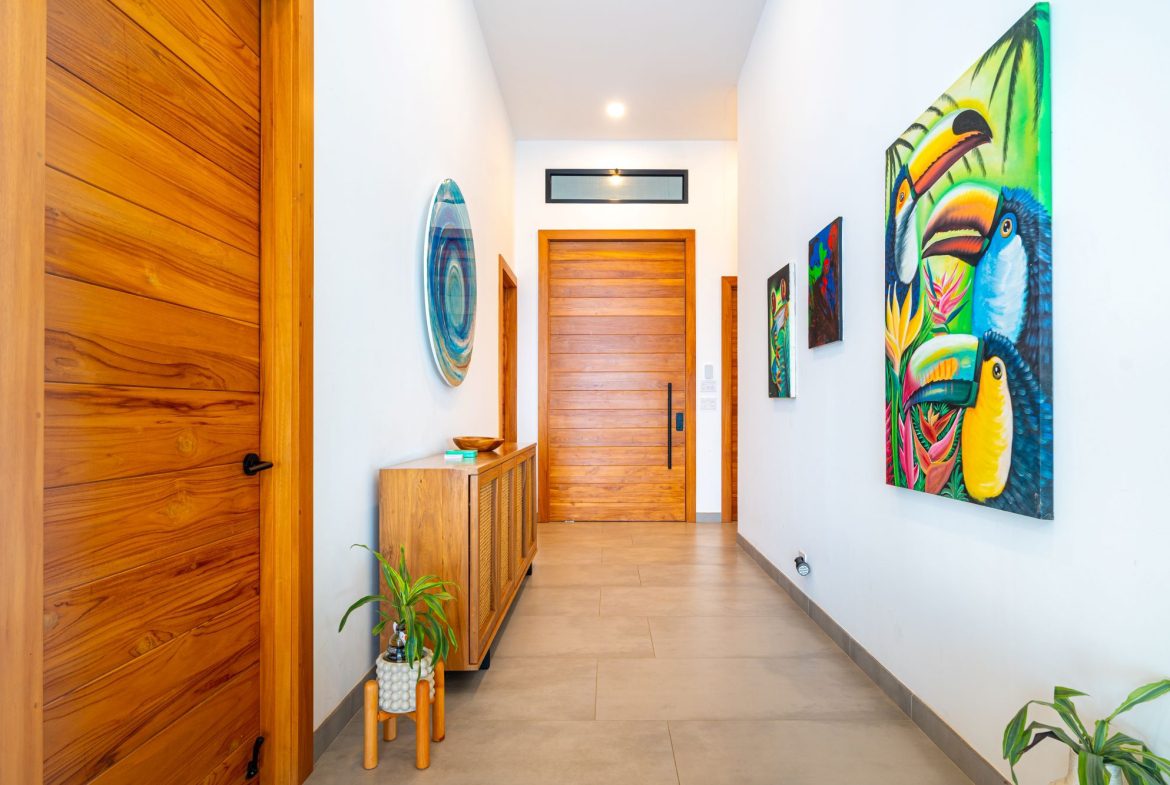 LUXURY PROPERTY IN THE MOUNTAIN CASA ROYAL, UVITA – 2.47 ACRES