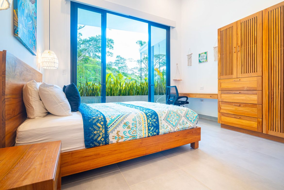 LUXURY PROPERTY IN THE MOUNTAIN CASA ROYAL, UVITA – 2.47 ACRES