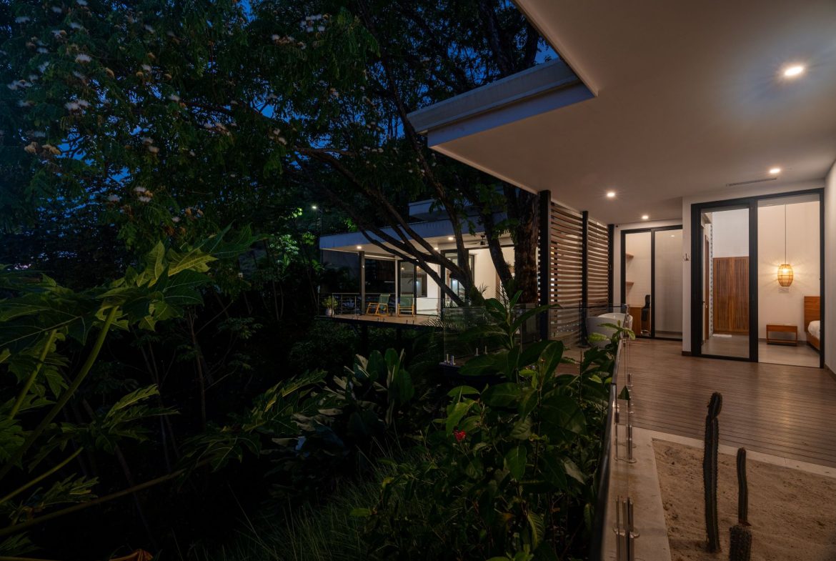 LUXURY PROPERTY IN THE MOUNTAIN CASA ROYAL, UVITA – 2.47 ACRES