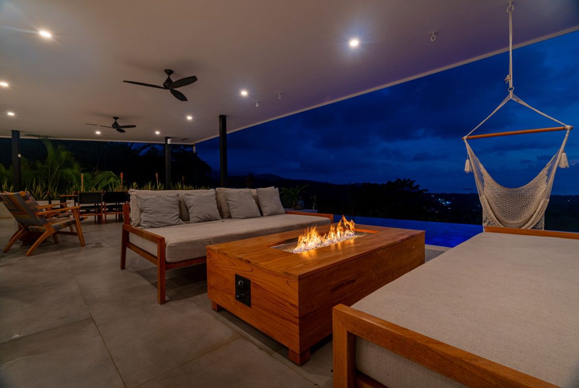 LUXURY PROPERTY IN THE MOUNTAIN CASA ROYAL, UVITA – 2.47 ACRES