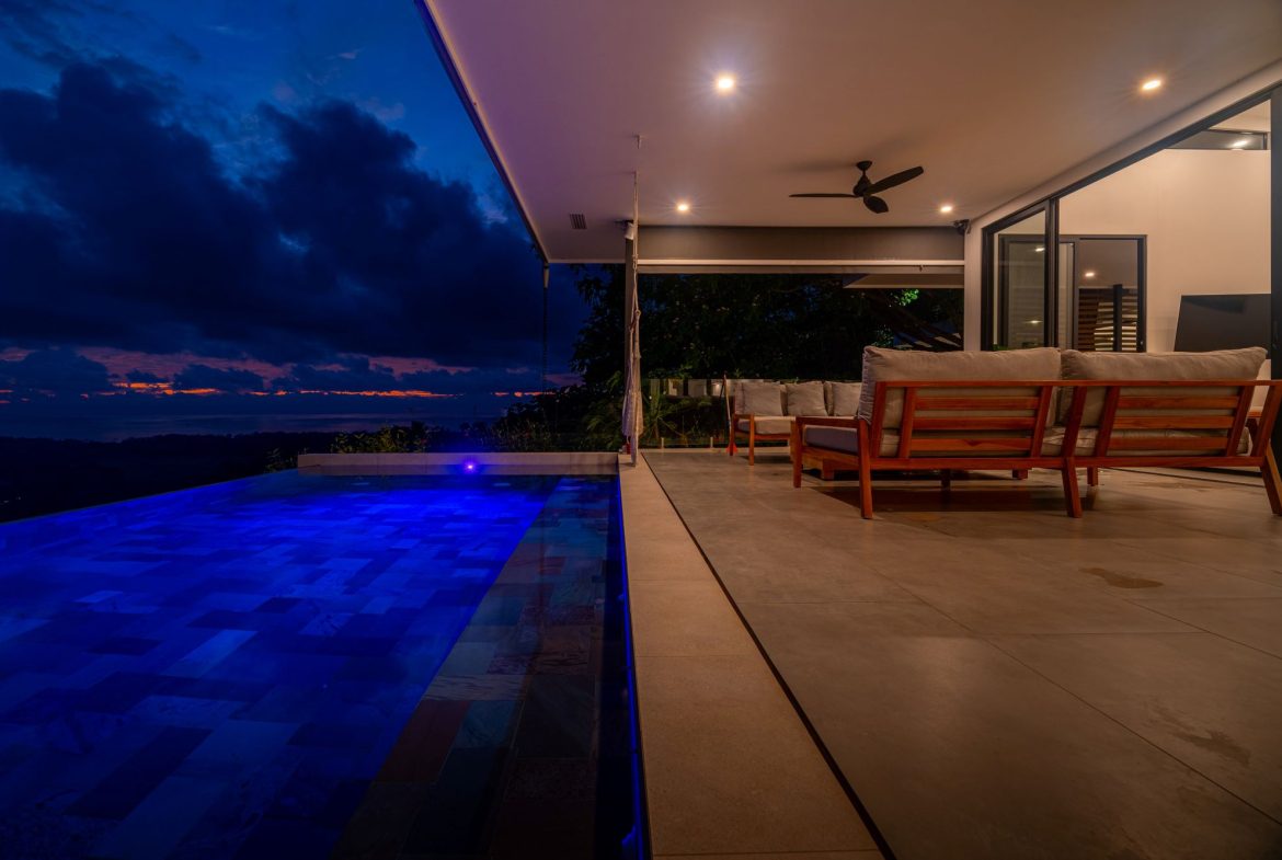 LUXURY PROPERTY IN THE MOUNTAIN CASA ROYAL, UVITA – 2.47 ACRES