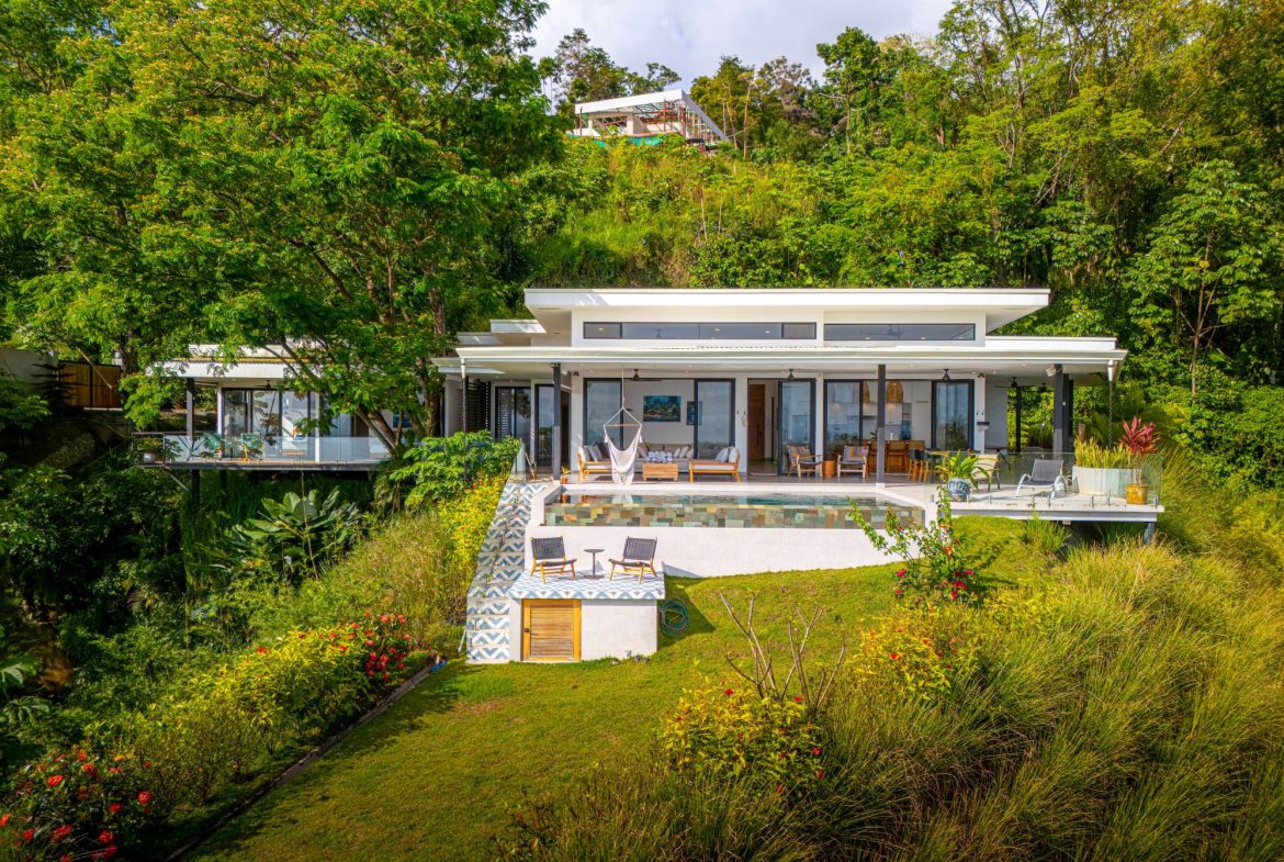 LUXURY PROPERTY IN THE MOUNTAIN CASA ROYAL, UVITA – 2.47 ACRES, Uvita, Costa Rica — photo 3