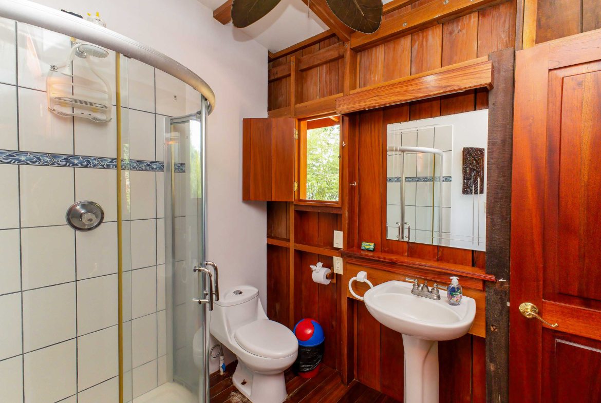 PROPERTY WITH OCEAN VIEW, IN DRAKE BAY GOLFITO – 6.4 ACRES