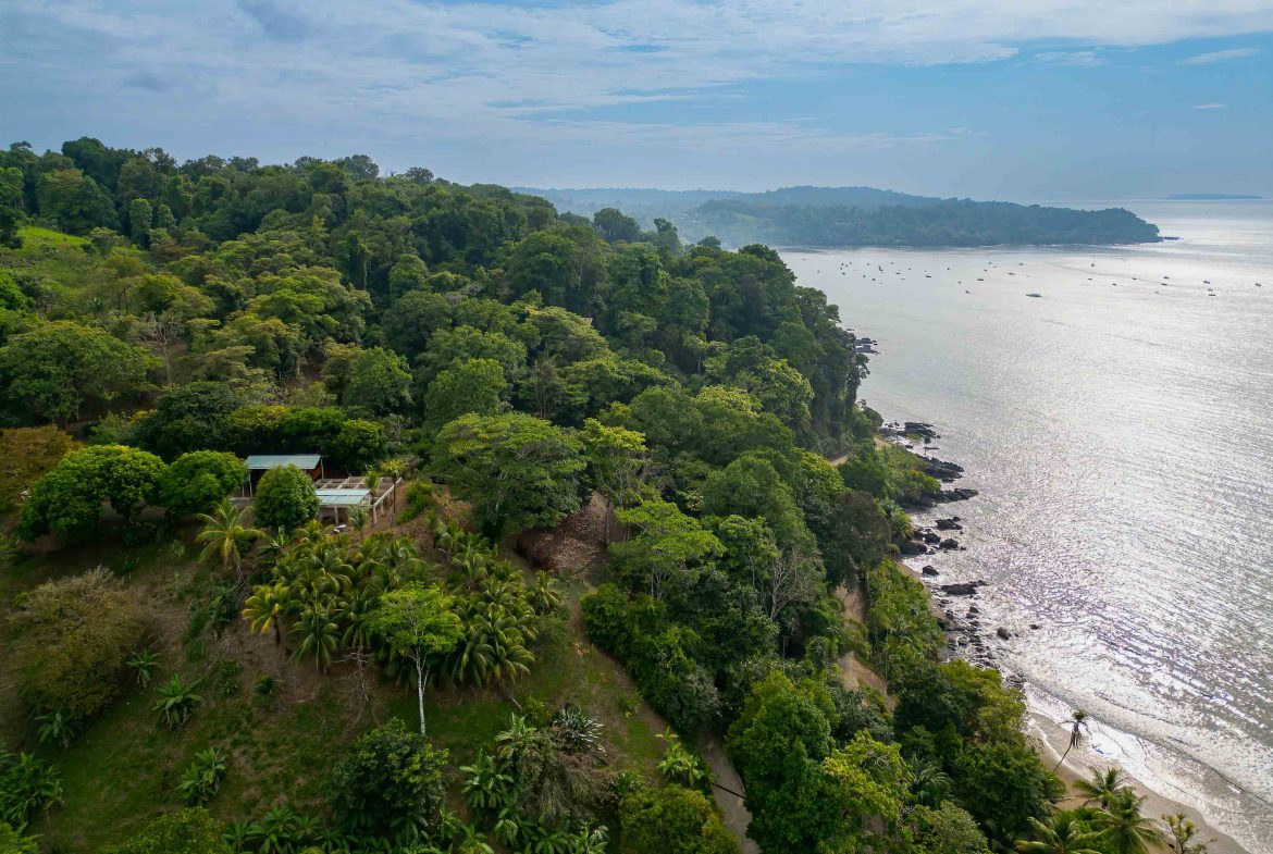 PROPERTY WITH OCEAN VIEW, IN DRAKE BAY GOLFITO – 6.4 ACRES