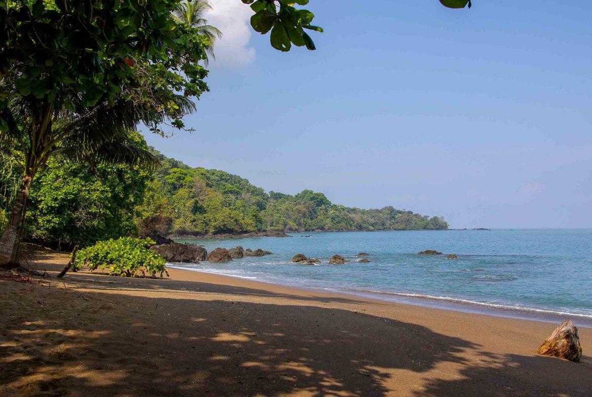 PROPERTY WITH OCEAN VIEW, IN DRAKE BAY GOLFITO – 6.4 ACRES