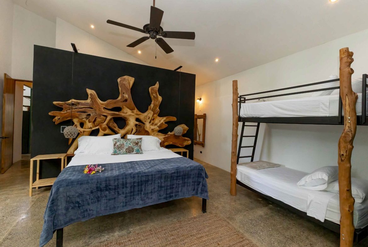 PROPERTY WITH 3 BEDROOM HOUSE, IN NARANJITO QUEPOS – 1.2 ACRES