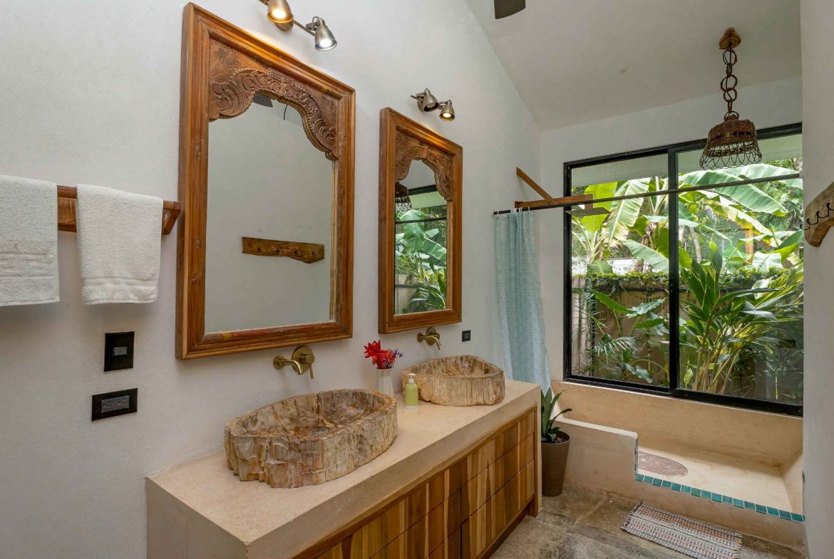 PROPERTY WITH 3 BEDROOM HOUSE, IN NARANJITO QUEPOS – 1.2 ACRES