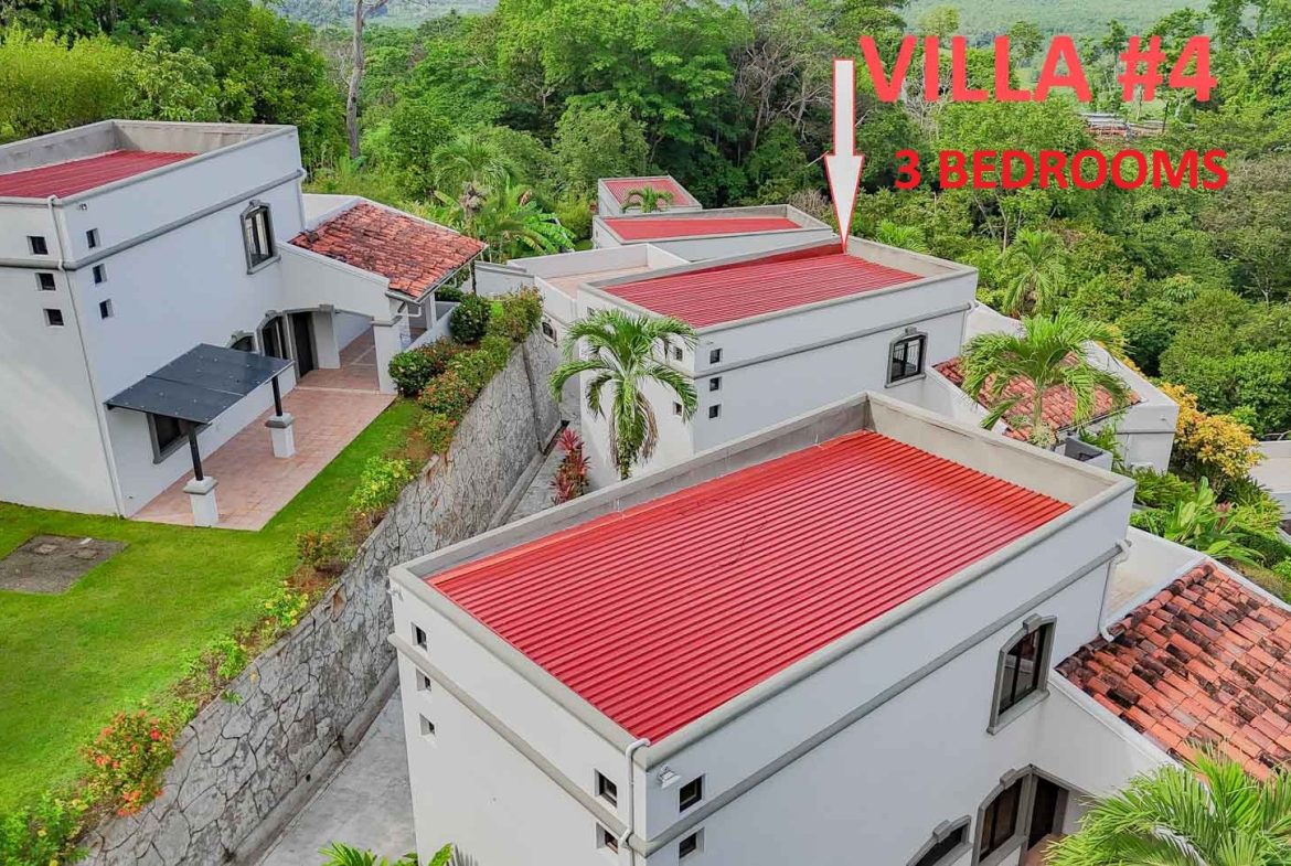 PROPERTY WITH SIX VILLAS IN TRES RIOS, WITH MOUNTAIN VIEWS – 0.24 ACRES