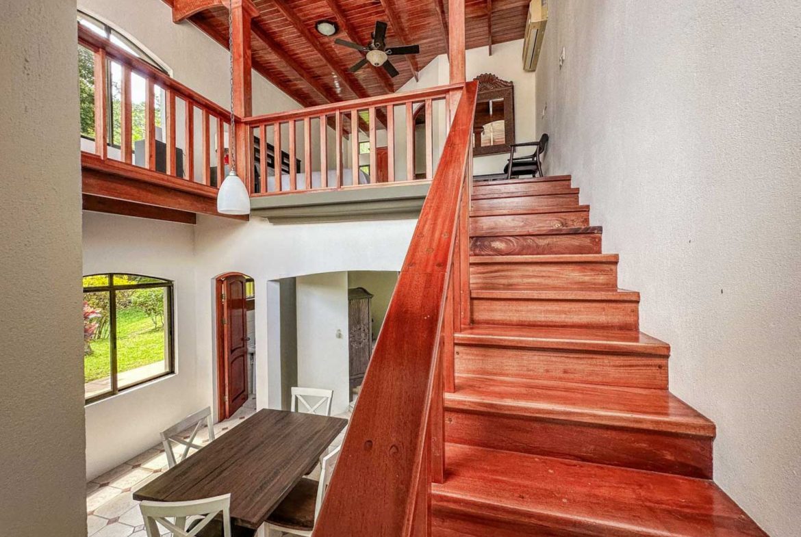 VILLA PROPERTY WITH ONE BEDROOM CONDO IN TRES RIOS – 0.1 ACRES