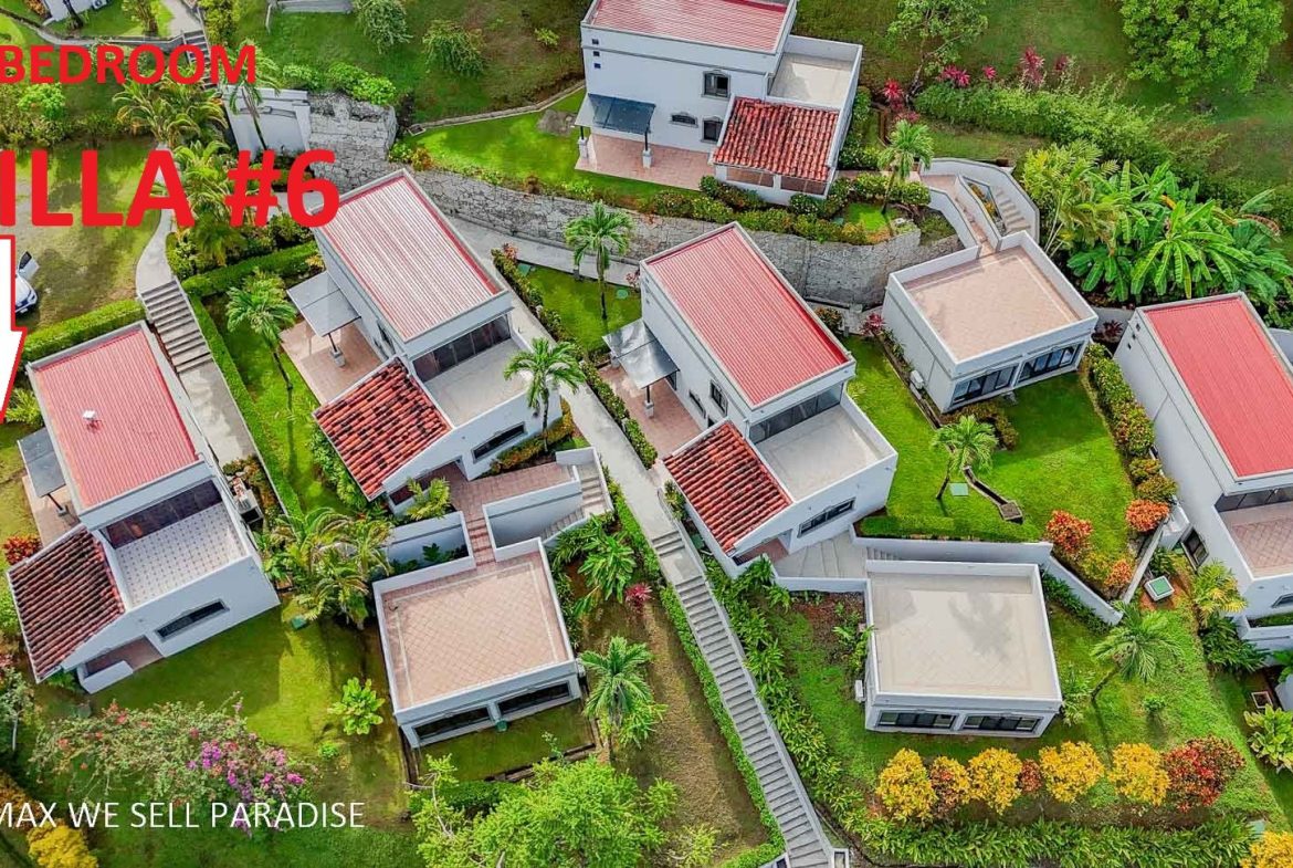 PROPERTY WITH SIX VILLAS IN TRES RIOS, WITH MOUNTAIN VIEWS – 0.24 ACRES