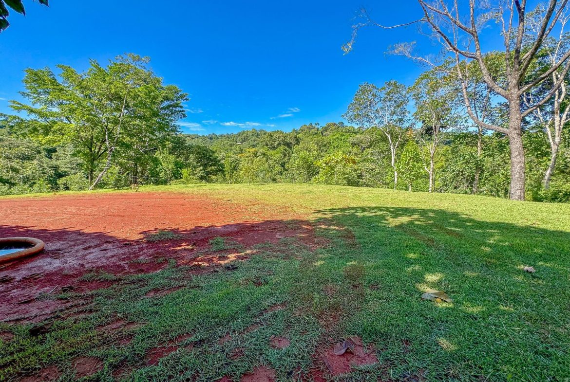 PROPERTY WITH 1 BEDROOM HOME, IN OJOCHAL – 1.20 ACRES