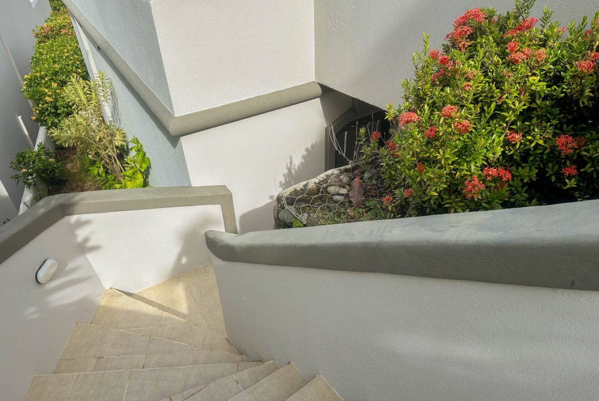CONDOMINIUM WITH THREE BEDROOM VILLA IN TRES RIOS – 0.02 ACRES