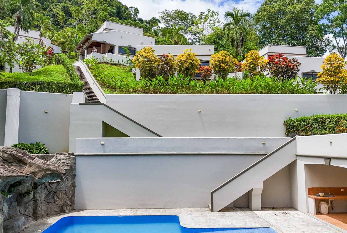 CONDOMINIUM WITH THREE BEDROOM VILLA IN TRES RIOS – 0.02 ACRES