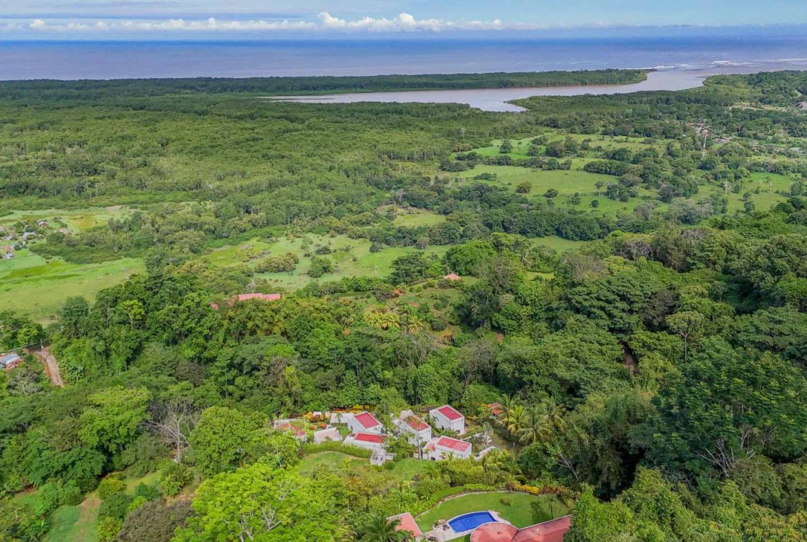 CONDOMINIUM WITH THREE BEDROOM VILLA IN TRES RIOS – 0.02 ACRES