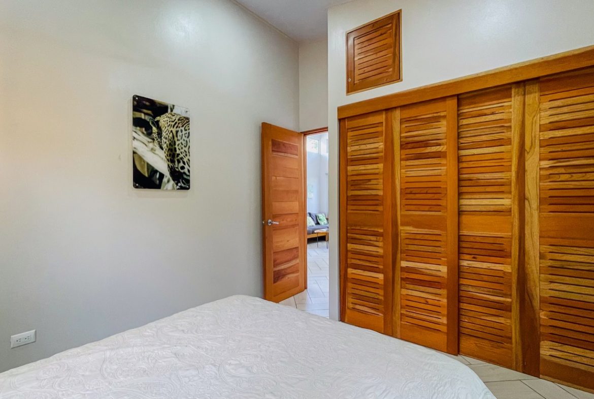 PROPERTY WITH THREE VILLAS IN BAHIA BALLENA – 0.24 ACRES