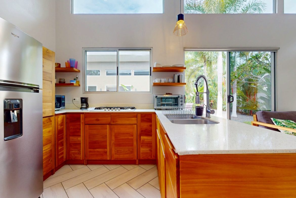 PROPERTY WITH THREE VILLAS IN BAHIA BALLENA – 0.24 ACRES