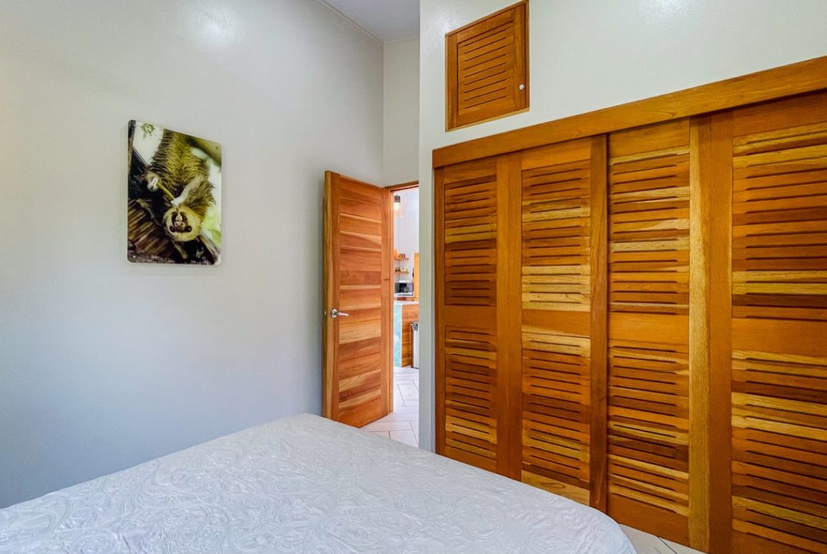 PROPERTY WITH THREE VILLAS IN BAHIA BALLENA – 0.24 ACRES