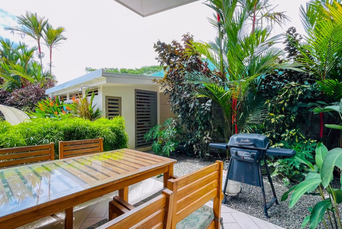 PROPERTY WITH THREE VILLAS IN BAHIA BALLENA – 0.24 ACRES