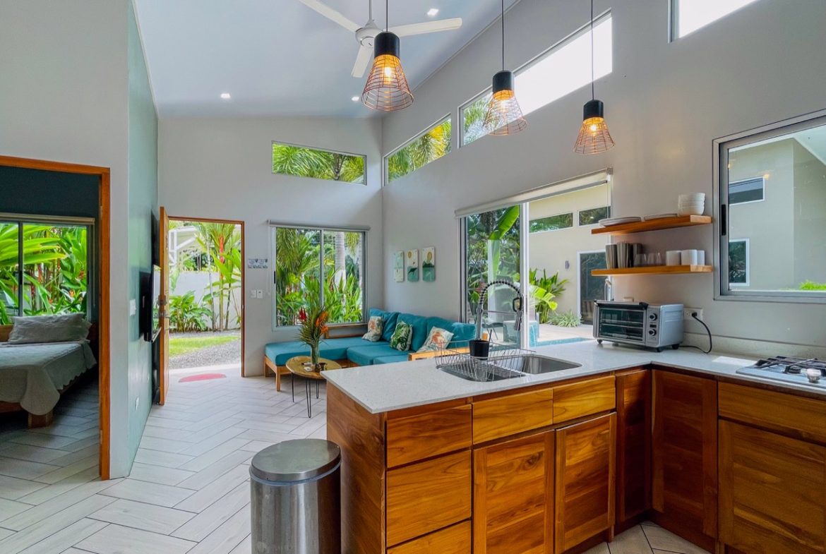 PROPERTY WITH THREE VILLAS IN BAHIA BALLENA – 0.24 ACRES