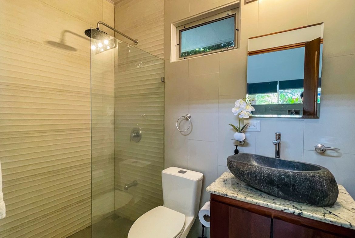 PROPERTY WITH THREE VILLAS IN BAHIA BALLENA – 0.24 ACRES