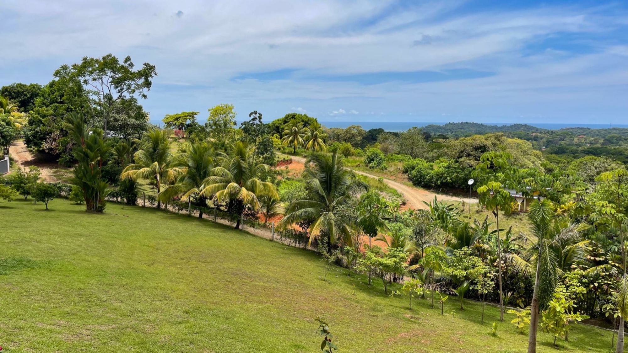 5432 – Luxury Ocean View Home with Chic Riverfront Cabins_24