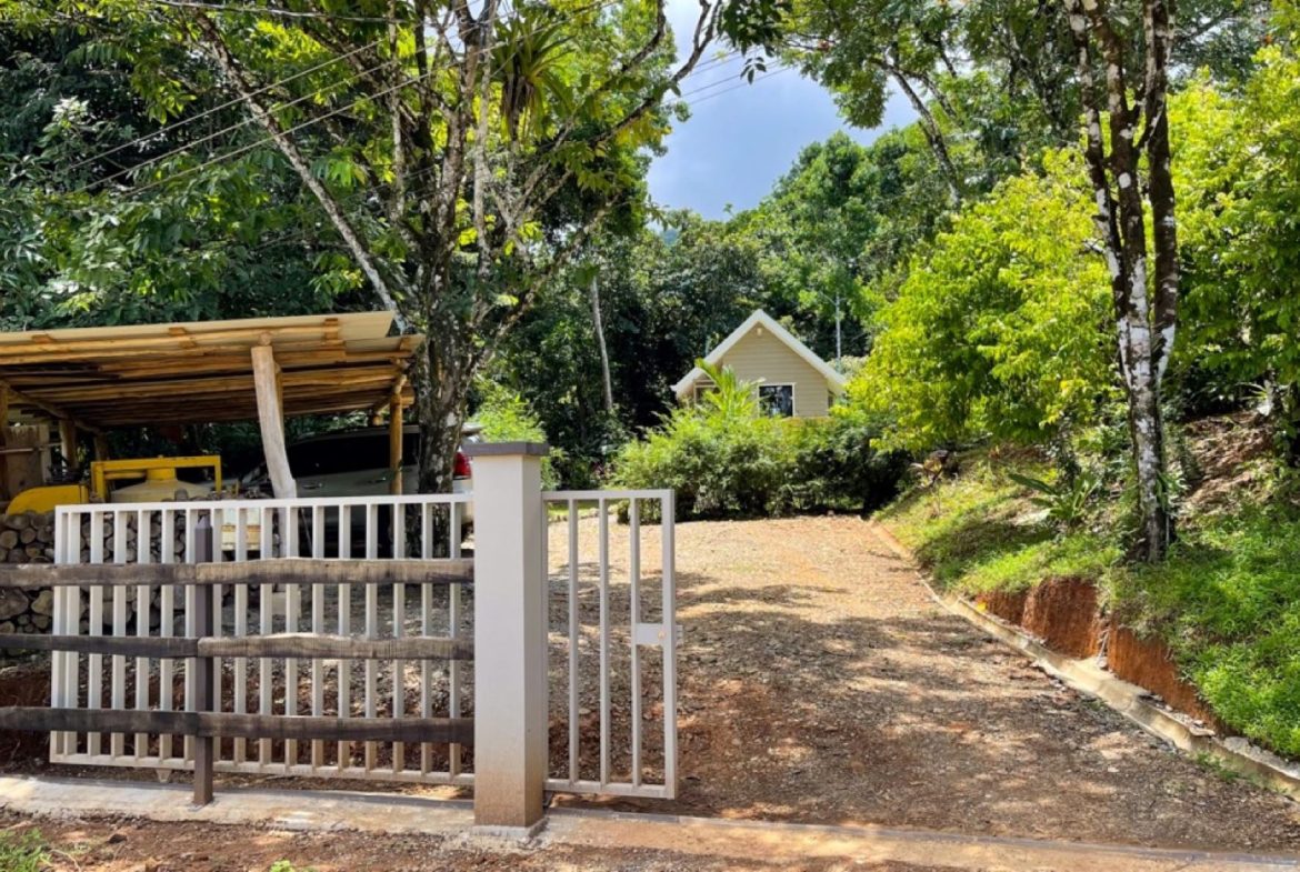 LUXURY PROPERTY WITH TWO CABINS IN OJOCHAL – 3.12 ACRES
