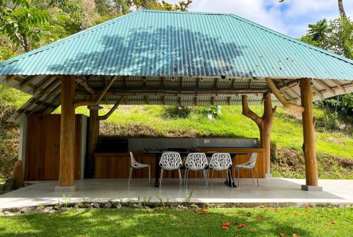 LUXURY PROPERTY WITH TWO CABINS IN OJOCHAL – 3.12 ACRES