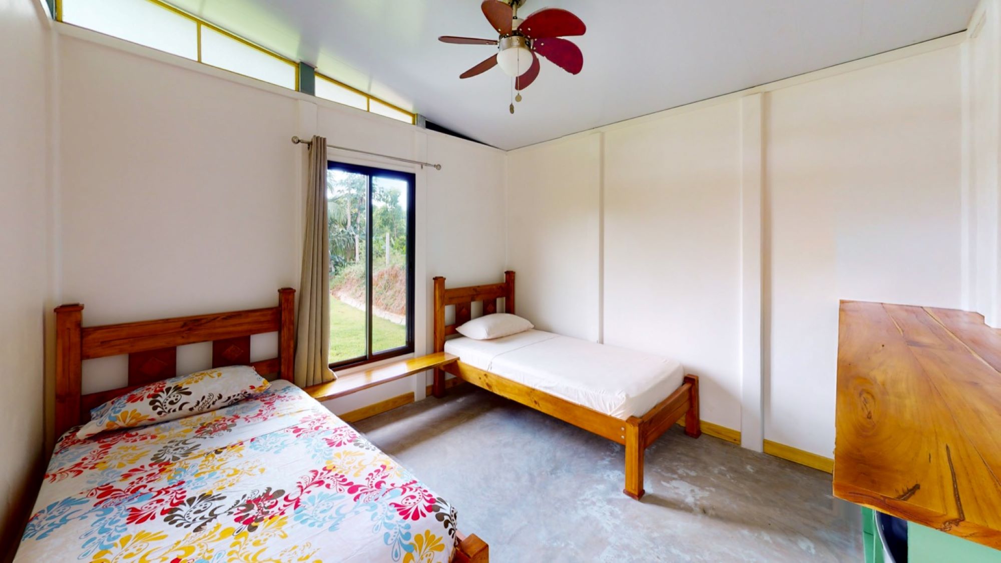 5432 – Luxury Ocean View Home with Chic Riverfront Cabins_40