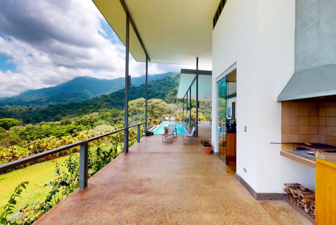 LUXURY PROPERTY WITH TWO CABINS IN OJOCHAL – 3.12 ACRES