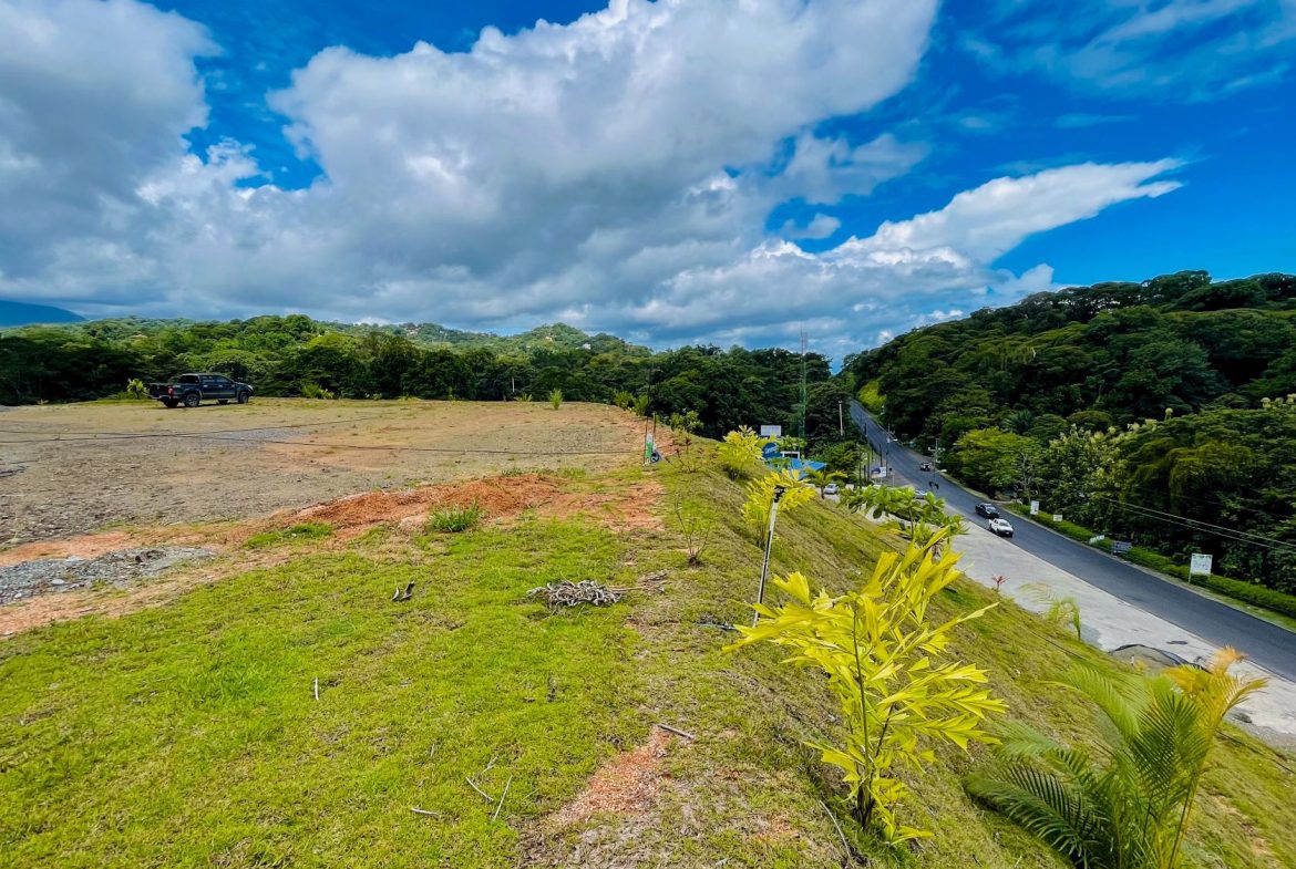 BUILDING PROPERTY AT THE ENTRANCE TO OJOCHAL – 2.03 ACRES