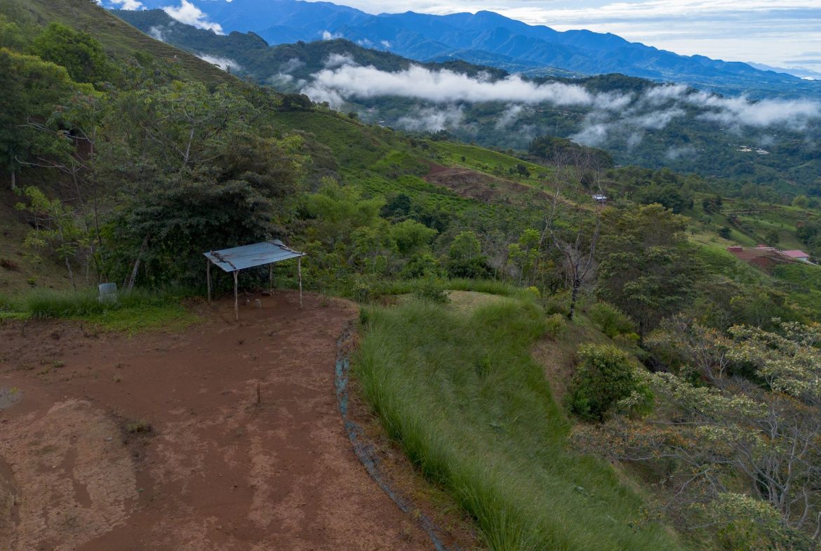 BUILDING PROPERTY WITH MOUNTAIN VIEW IN SAN RAMON – 10.21 ACRES