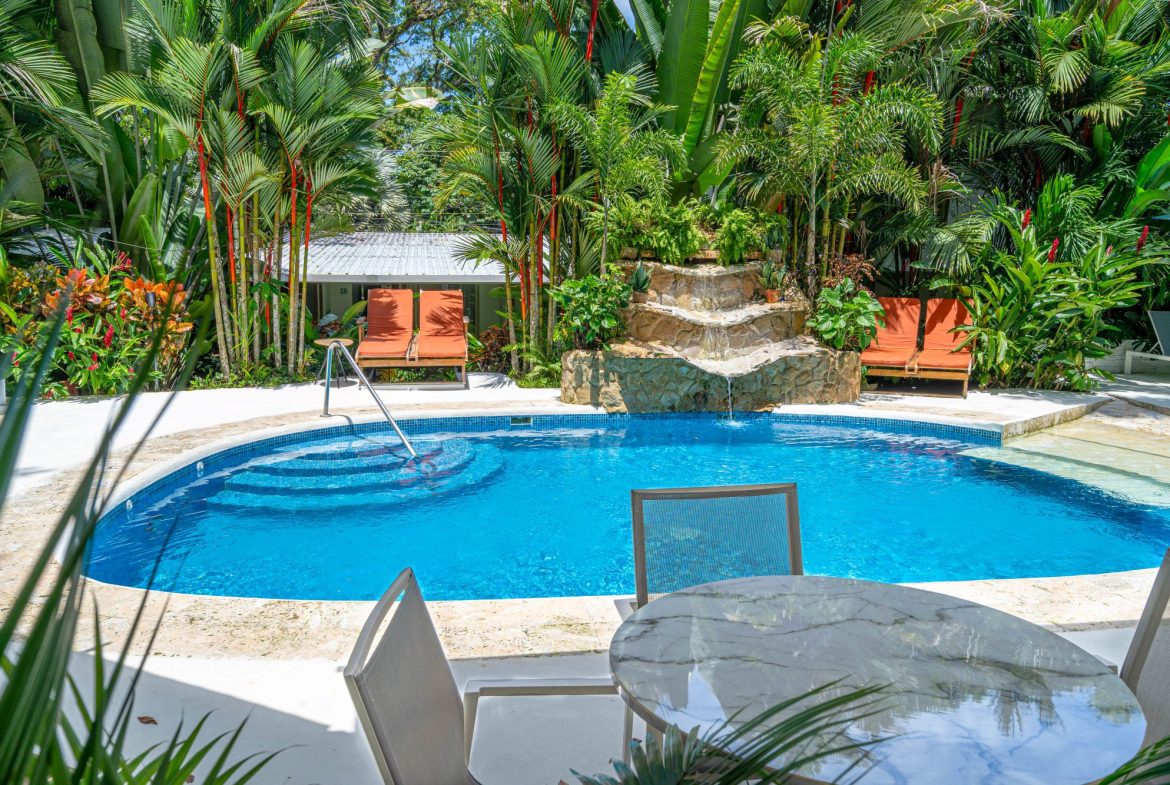 TWENTY-TWO ROOM HOTEL PROPERTY, IN MANUEL ANTONIO – 0.42 ACRES